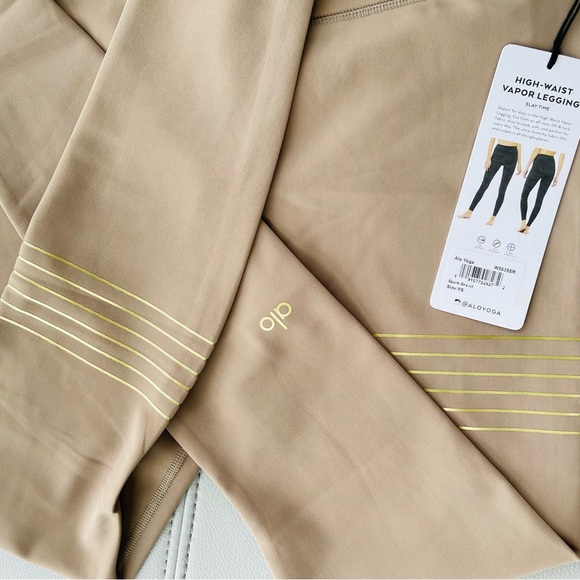 NWT! ALO YOGA High-Waist Vapor Legging Nude w/ Gold Highlights (Spark Gravel) XS - Picture 12 of 16